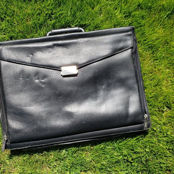 Black Leather Briefcase (Men) - Picture 1 of 8